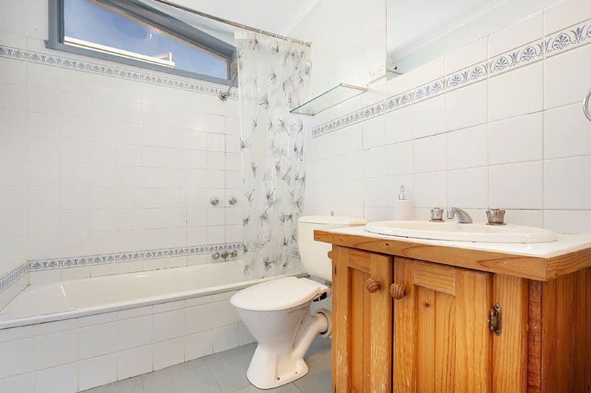 123 Rossmoyne Street, THORNBURY VIC 3071, Thornbury - Thumbnail 5