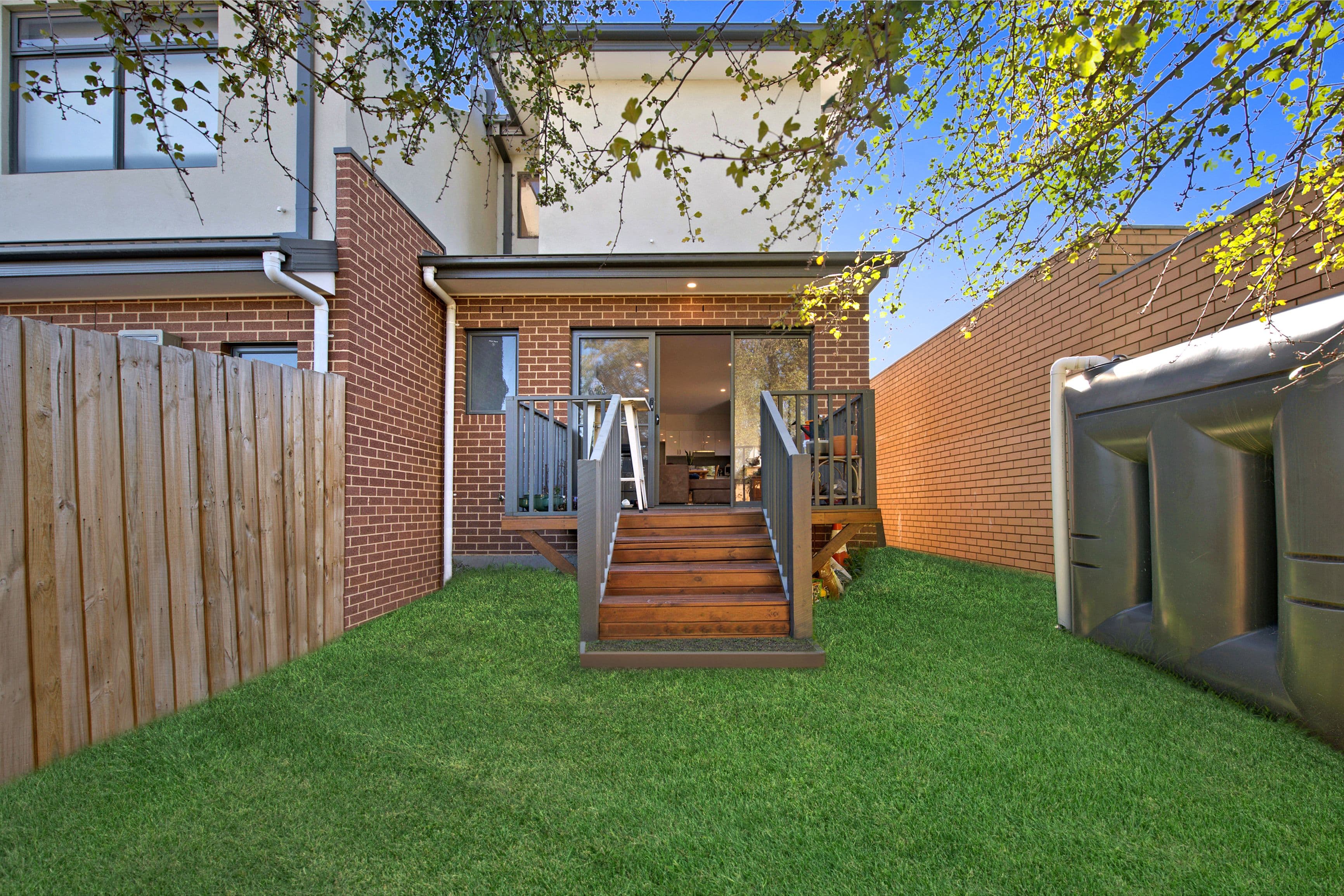 12 Lane Crescent, Reservoir VIC 3073, Reservoir - Thumbnail 7