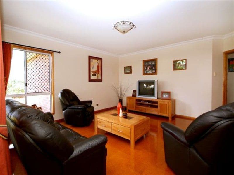 12 Spring Garden Court, MIDDLE RIDGE QLD 4350, Middle Ridge - Thumbnail 2