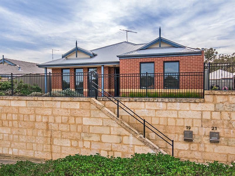 19 Wallingford Crescent, Wellard WA 6170, Wellard - Image 1