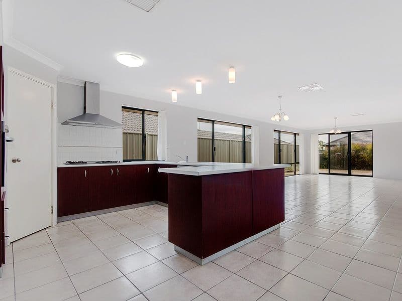19 Wallingford Crescent, Wellard WA 6170, Wellard - Thumbnail 3