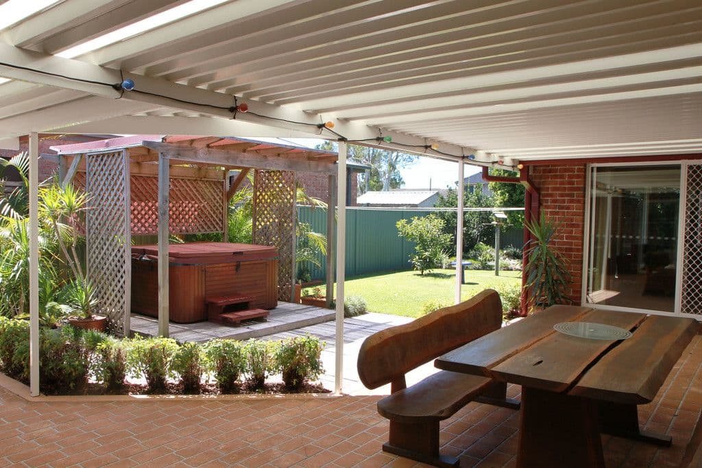 15 Holbert Close, Tea Gardens - Thumbnail 2