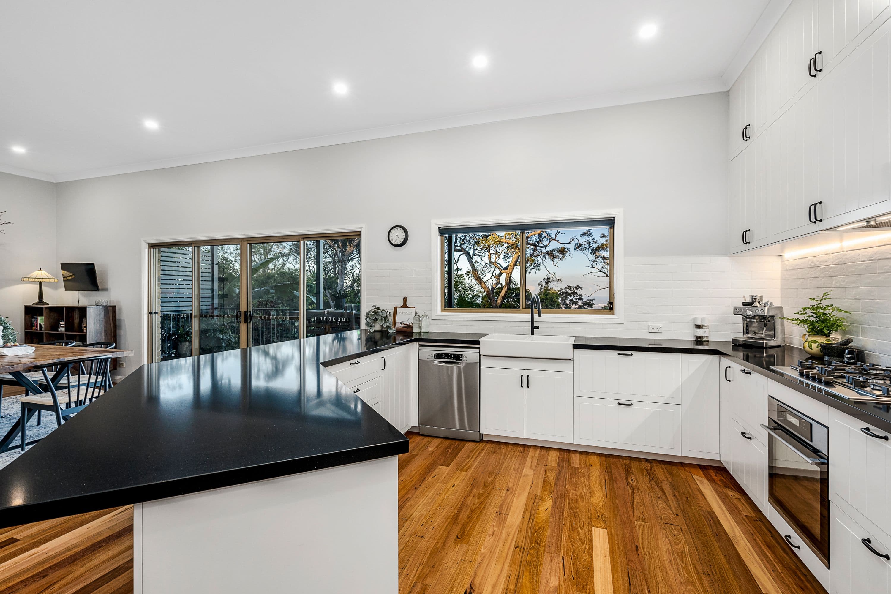 317 Lieutenant Bowen Drive, Bowen Mountain NSW 2753, Bowen Mountain - Thumbnail 2