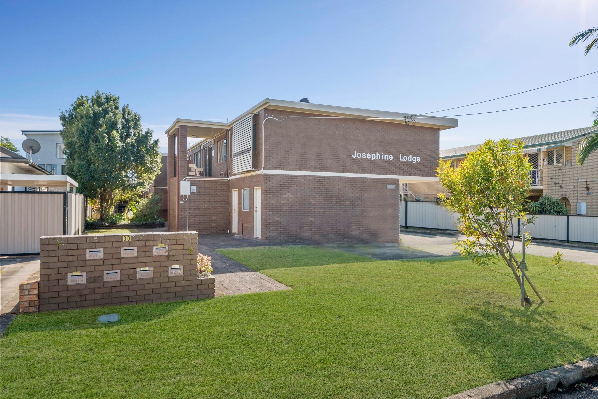 30 Josephine Street, Redcliffe QLD 4020, Redcliffe - Thumbnail 2