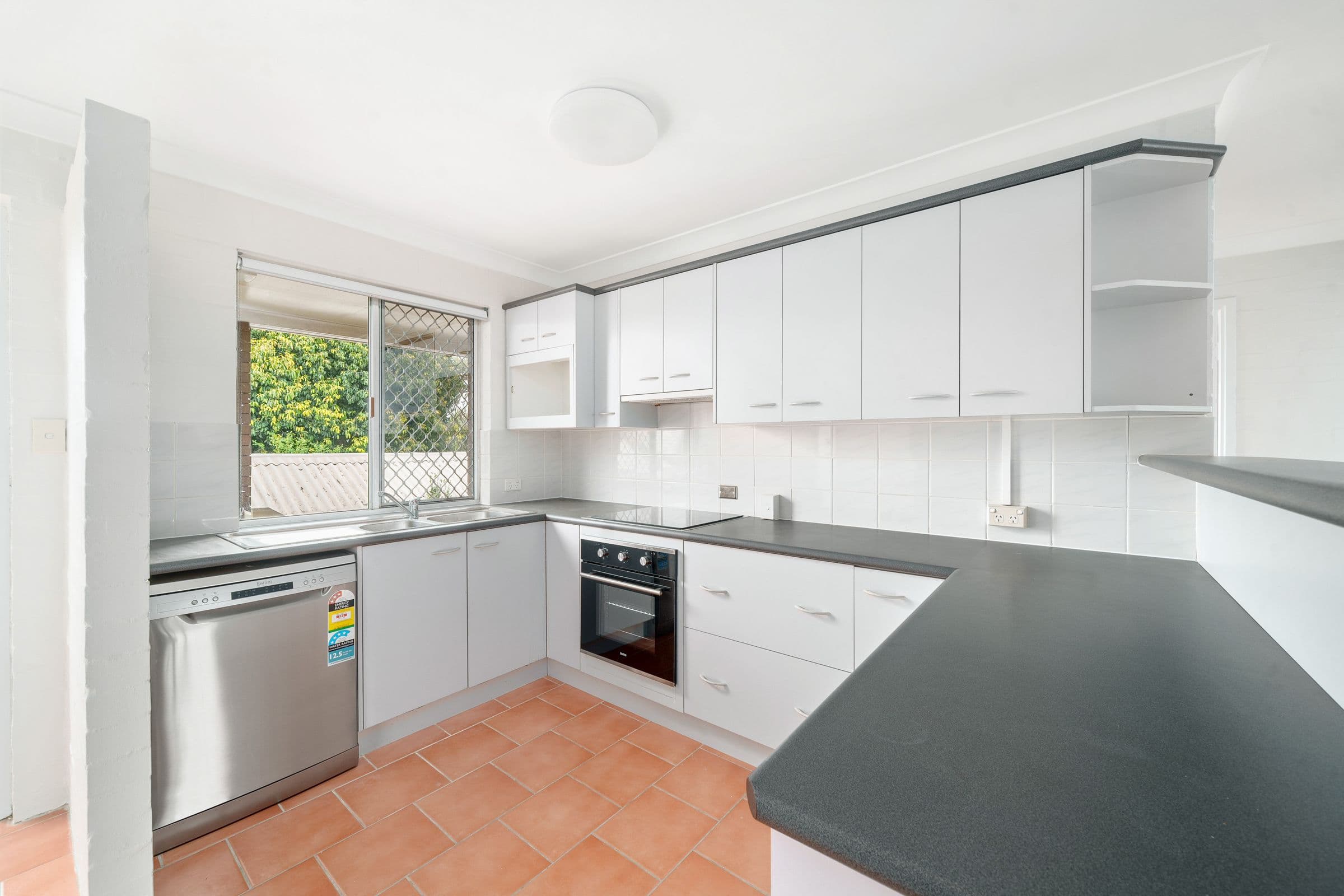 30 Josephine Street, Redcliffe QLD 4020, Redcliffe - Thumbnail 5