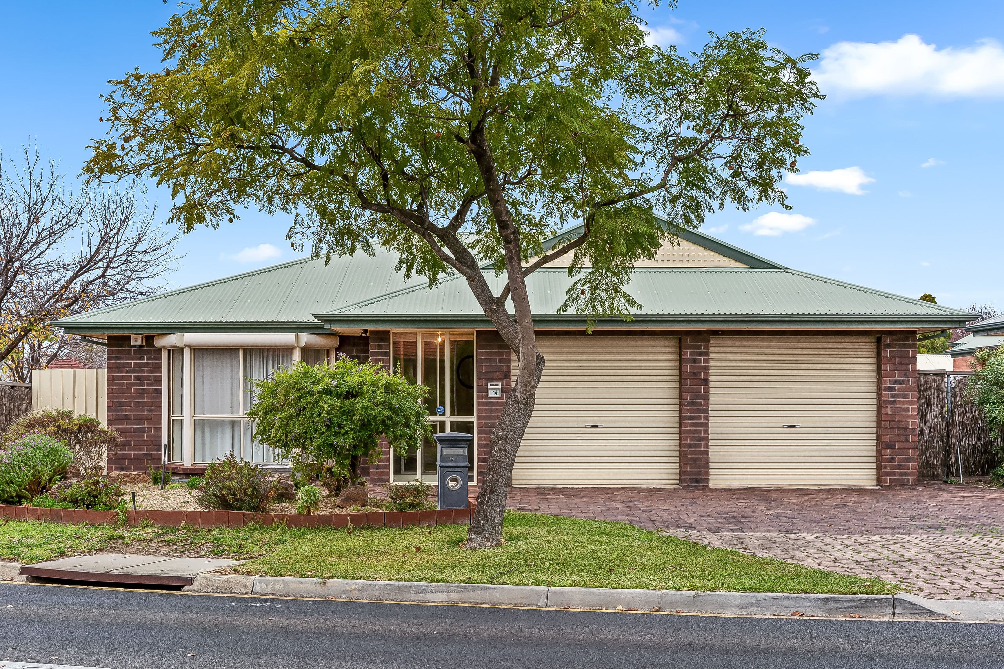 14 Sissinghurst Drive, Oakden SA 5086, Oakden - Image 1