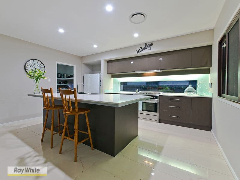 12 Seaville Avenue, Scarborough QLD 4020, Scarborough - Thumbnail 6