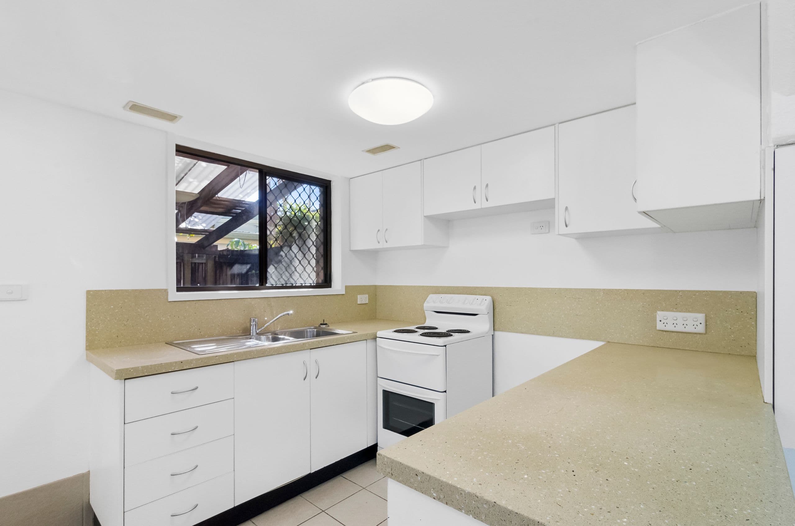 62 Coolangatta Road, COOLANGATTA QLD 4225, Coolangatta - Image 1