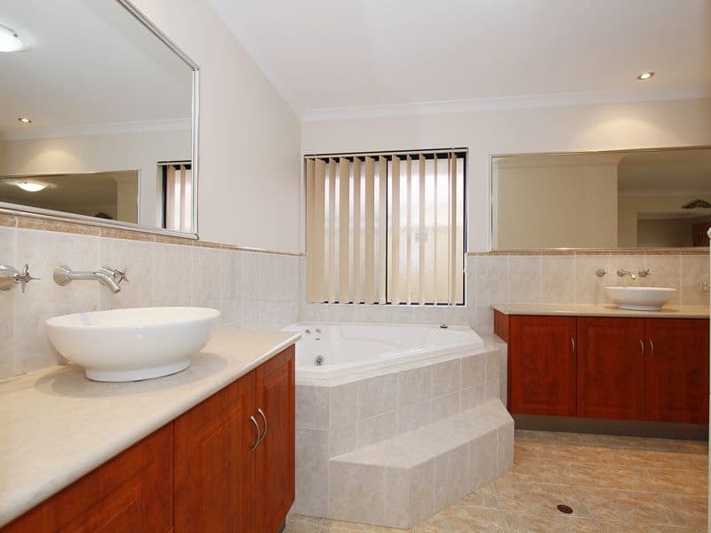 13 Sittella Gardens, EAST CANNINGTON WA 6107, East Cannington - Thumbnail 8
