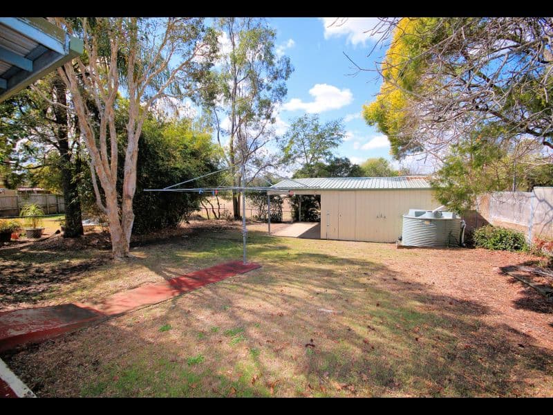 35 Nimmo Street, North Booval QLD 4304, North Booval - Thumbnail 2