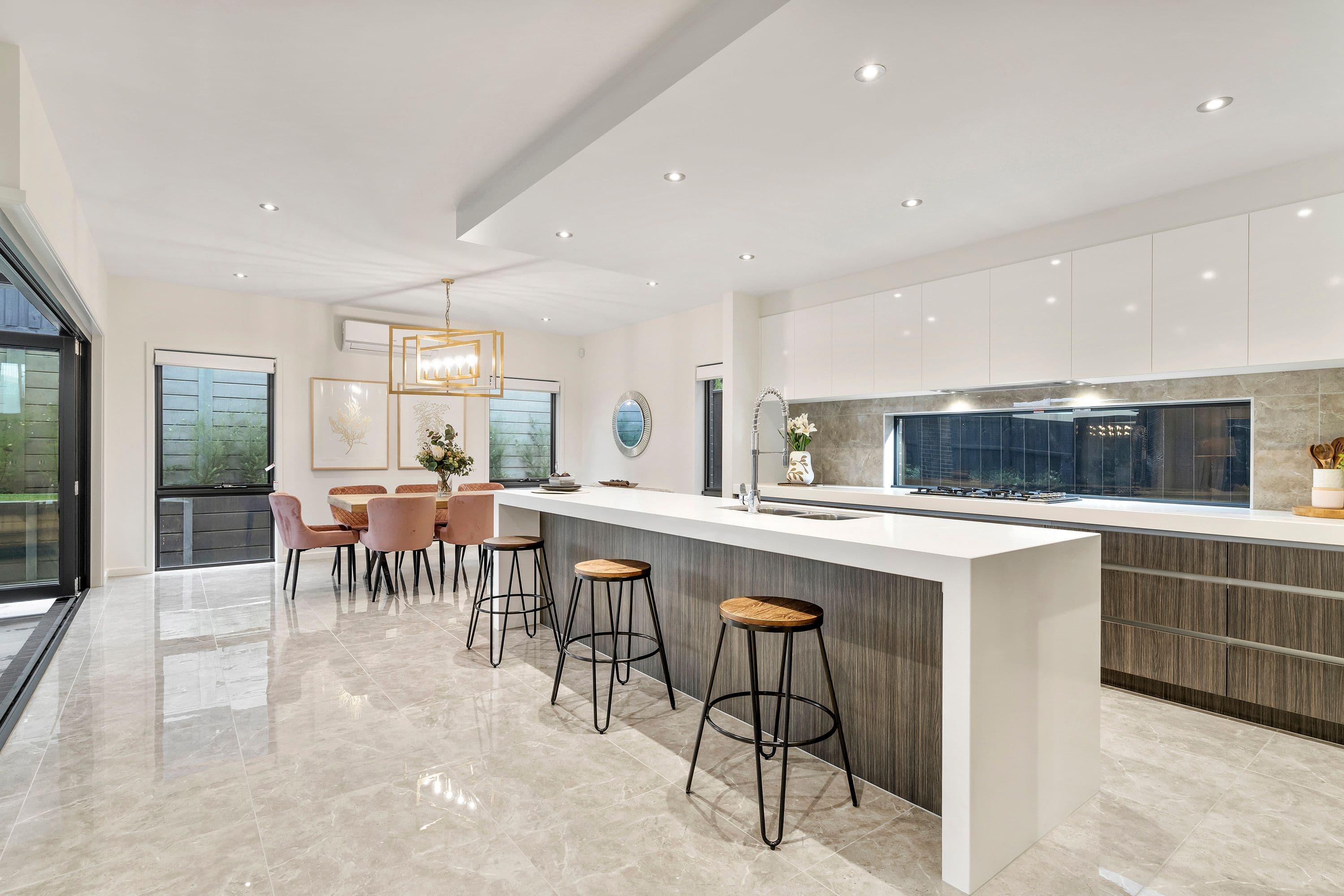 4 Stables Circuit, Doncaster VIC 3108, Doncaster - Thumbnail 3