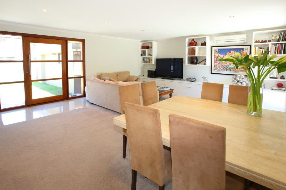 19 Mackay Close, SORRENTO QLD 4217, Sorrento - Thumbnail 4