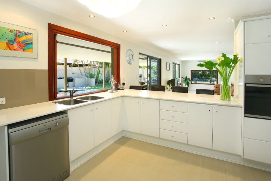 19 Mackay Close, SORRENTO QLD 4217, Sorrento - Thumbnail 8