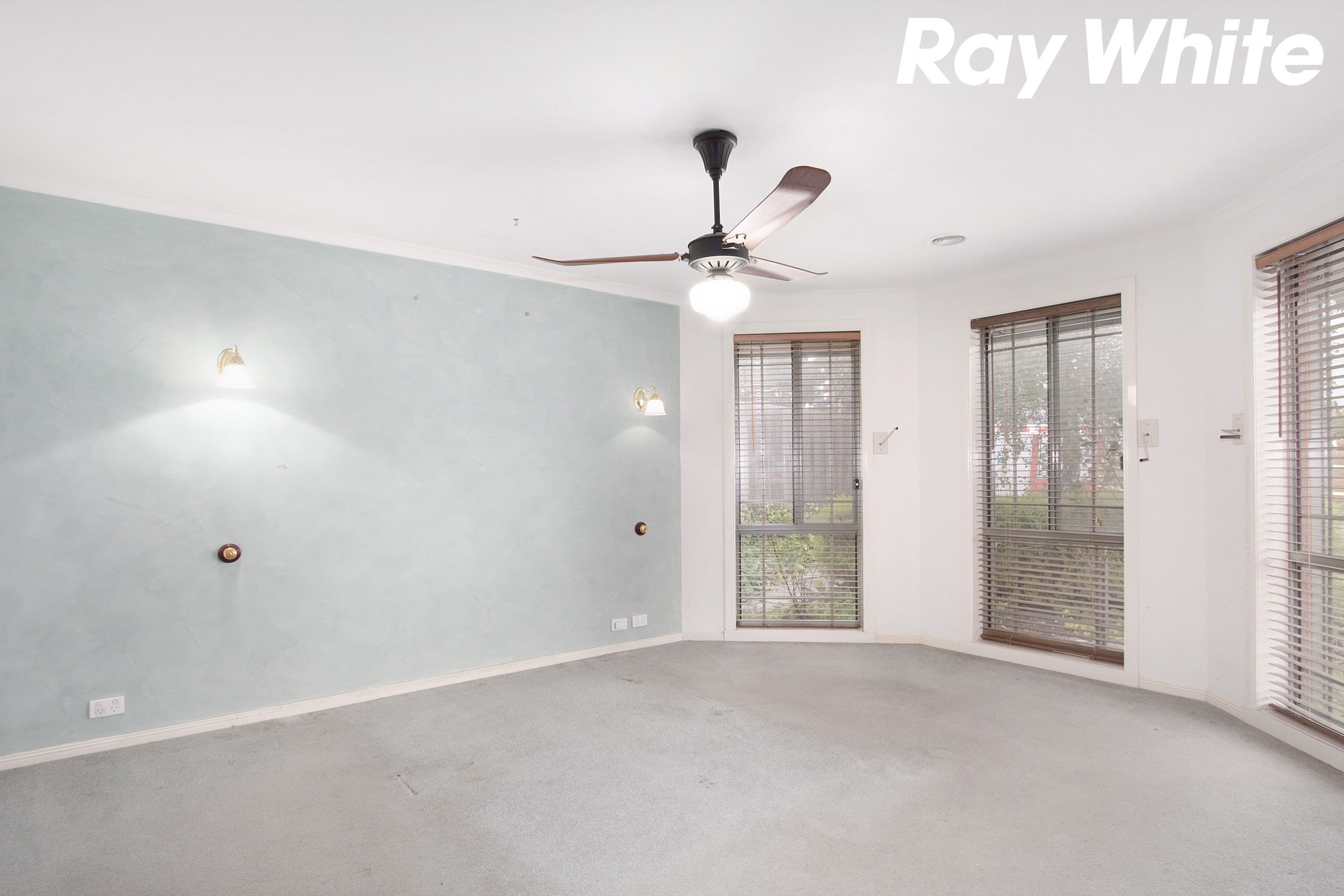 158 Sweeney Drive, Narre Warren VIC 3805, Narre Warren - Thumbnail 2