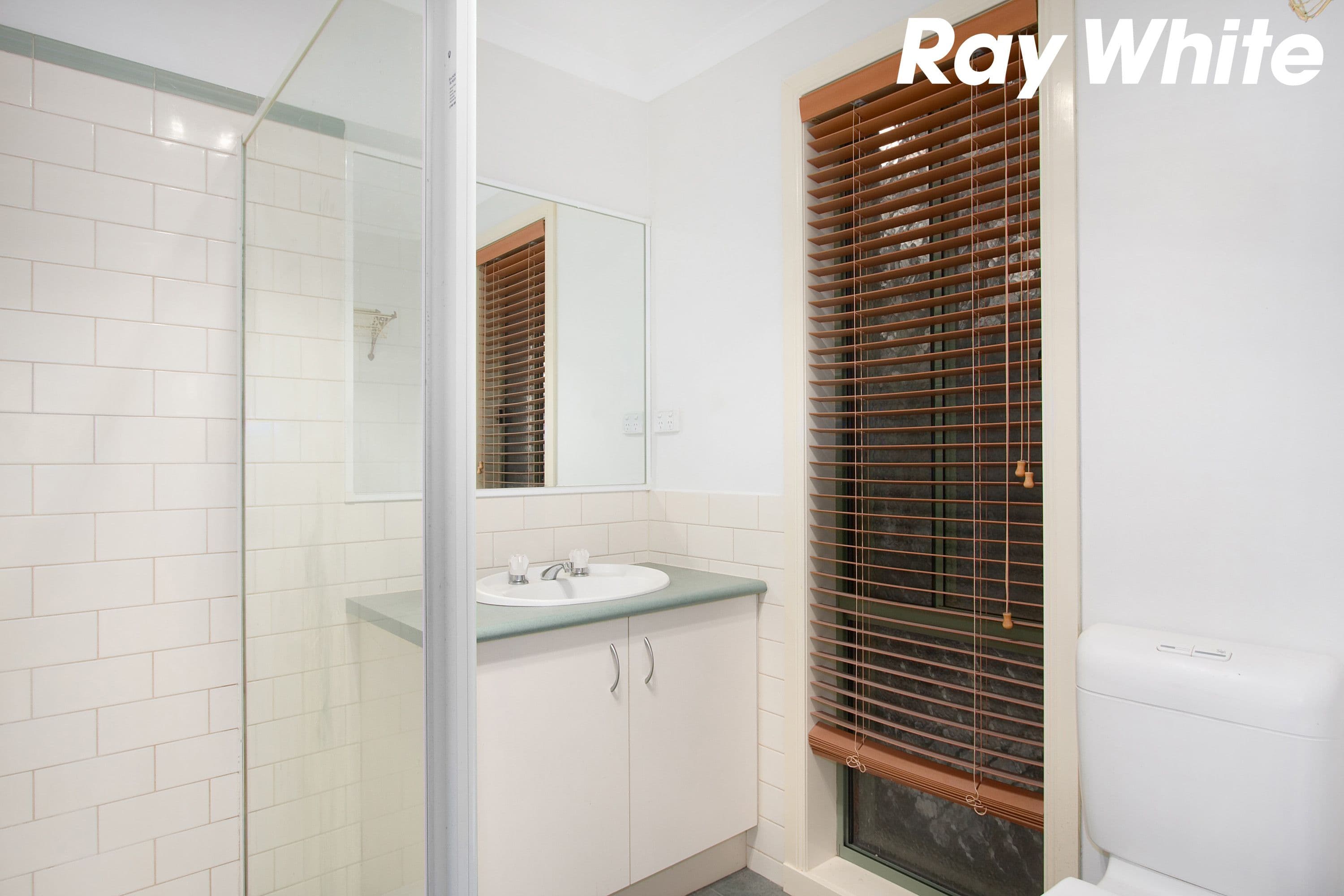 158 Sweeney Drive, Narre Warren VIC 3805, Narre Warren - Thumbnail 3