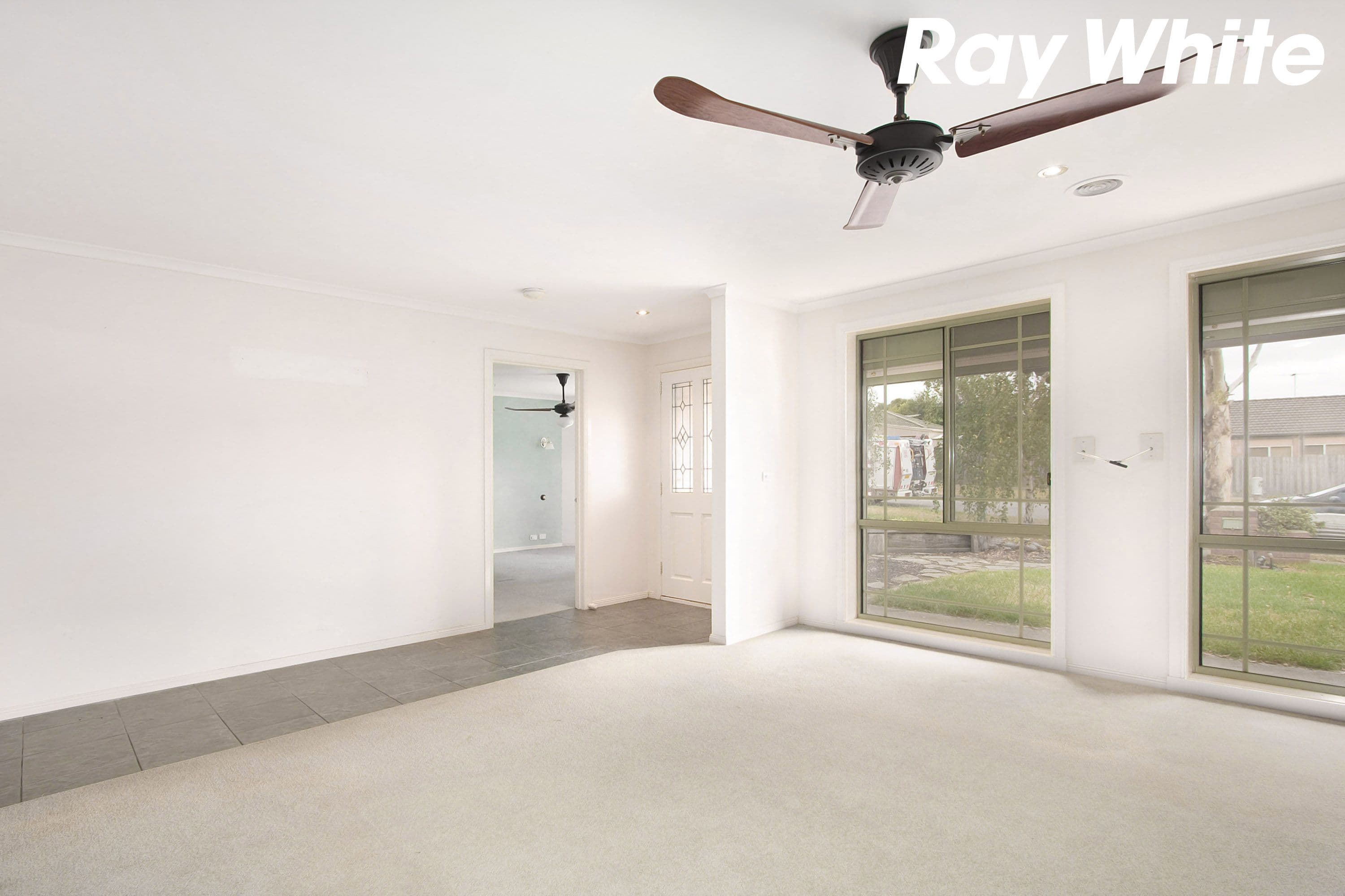 158 Sweeney Drive, Narre Warren VIC 3805, Narre Warren - Thumbnail 4