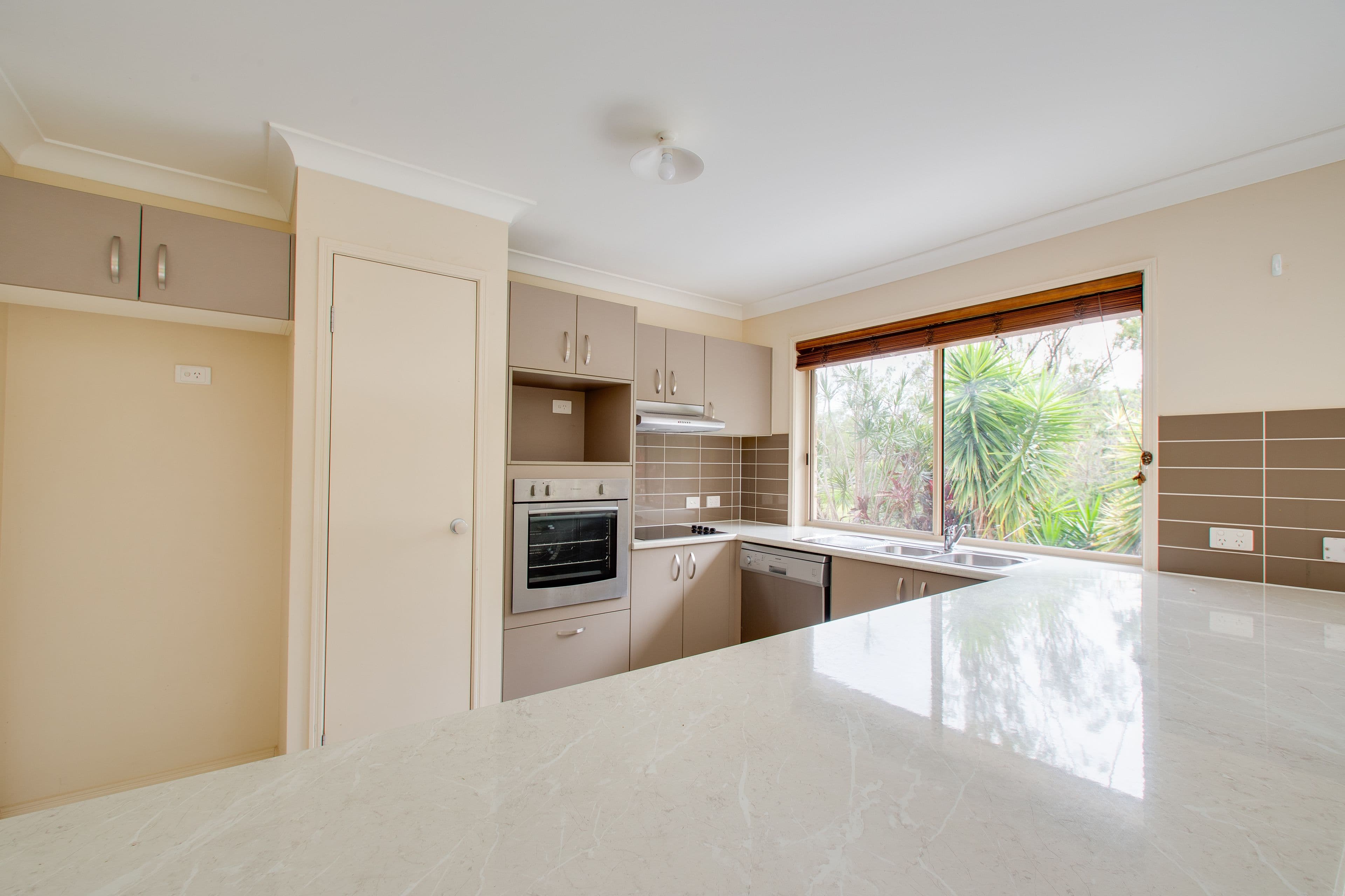99 Beeston Drive, Fernvale QLD 4306, Fernvale - Thumbnail 4
