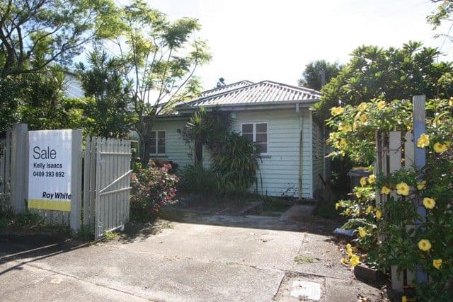 34 Whites Road, MANLY WEST QLD 4179, Manly - Image 1