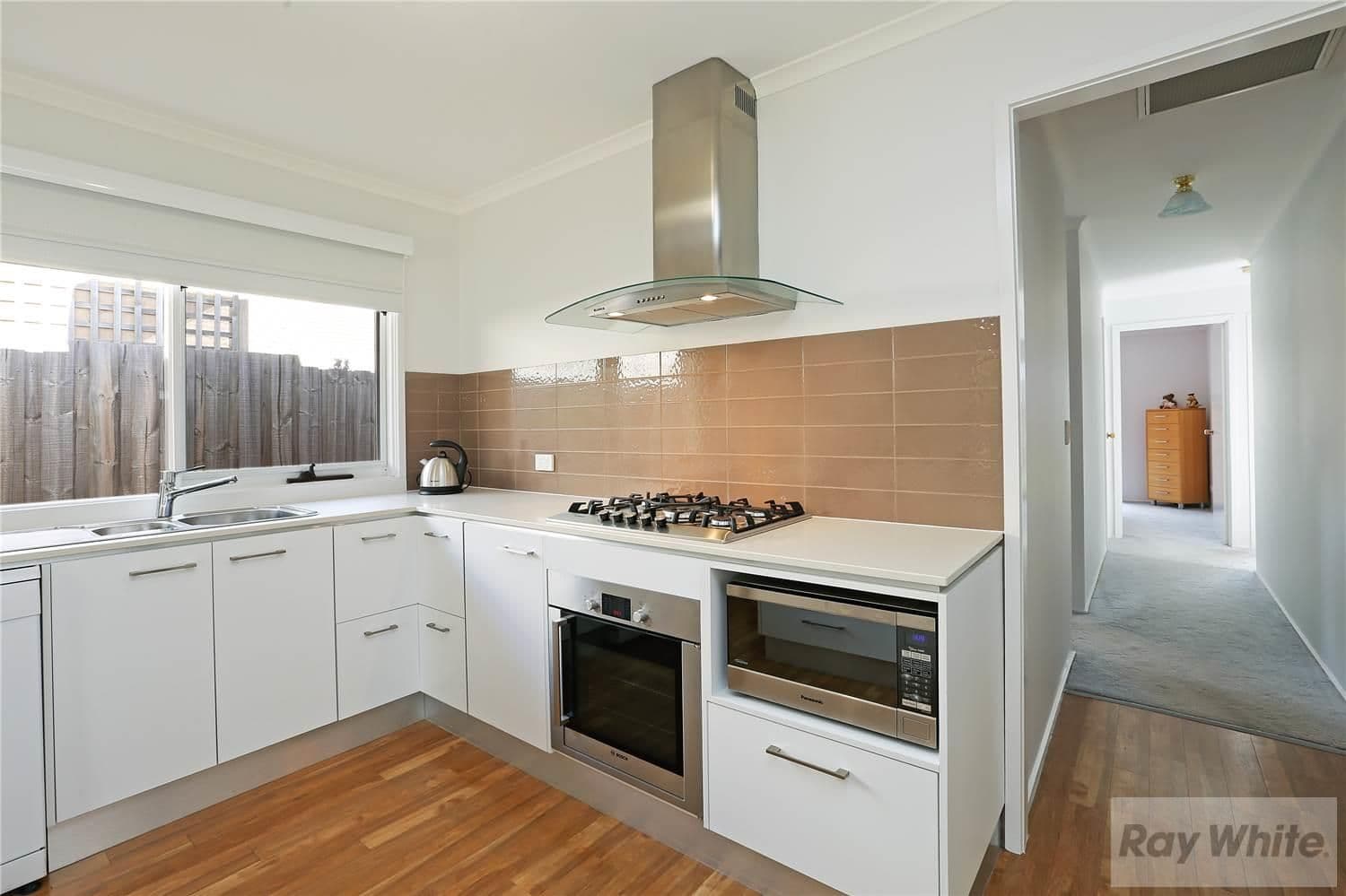57 Cameron Crescent, Lara VIC 3212, Lara - Thumbnail 2