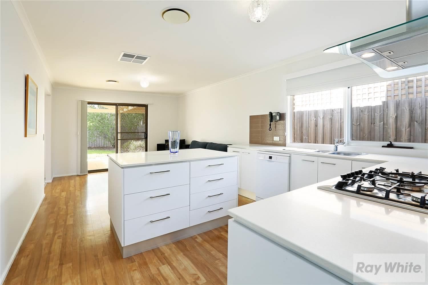 57 Cameron Crescent, Lara VIC 3212, Lara - Thumbnail 3