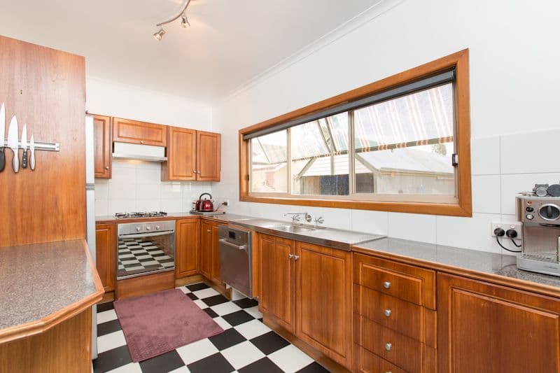 88 Twelfth Street, MILDURA VIC 3500, Mildura - Thumbnail 2