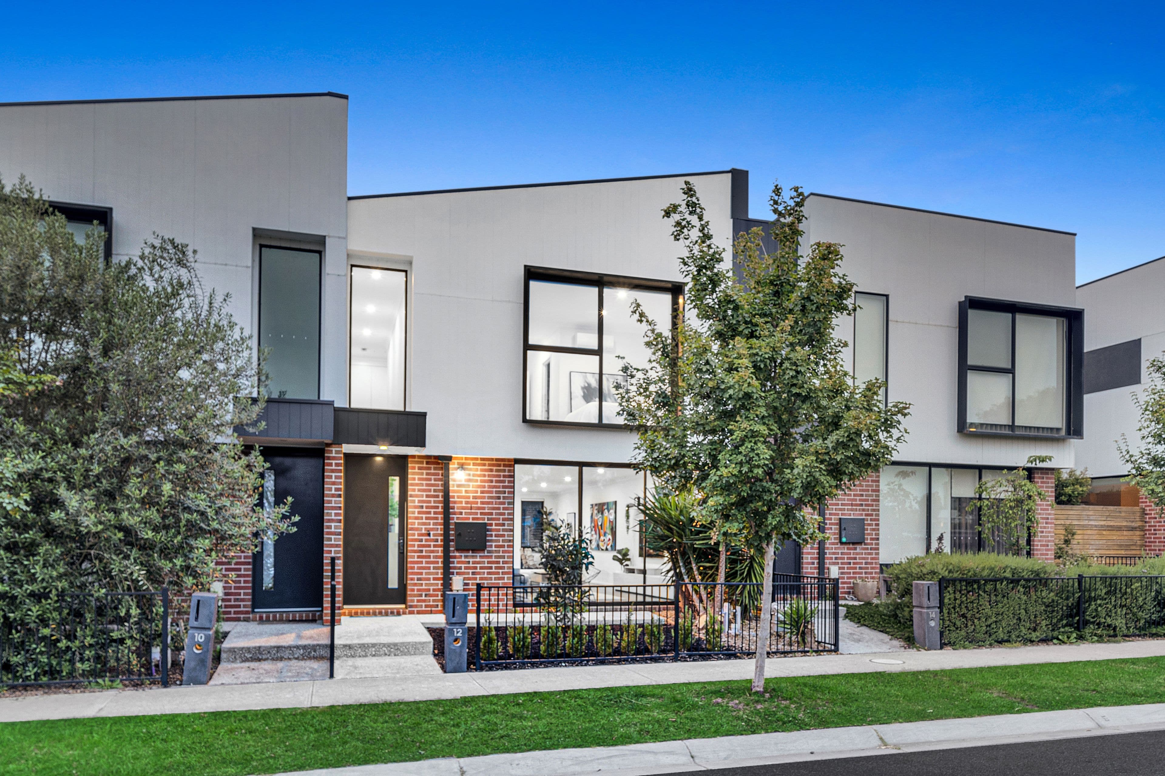 12 Parkdale Drive, Lyndhurst VIC 3975, Lyndhurst - Image 1