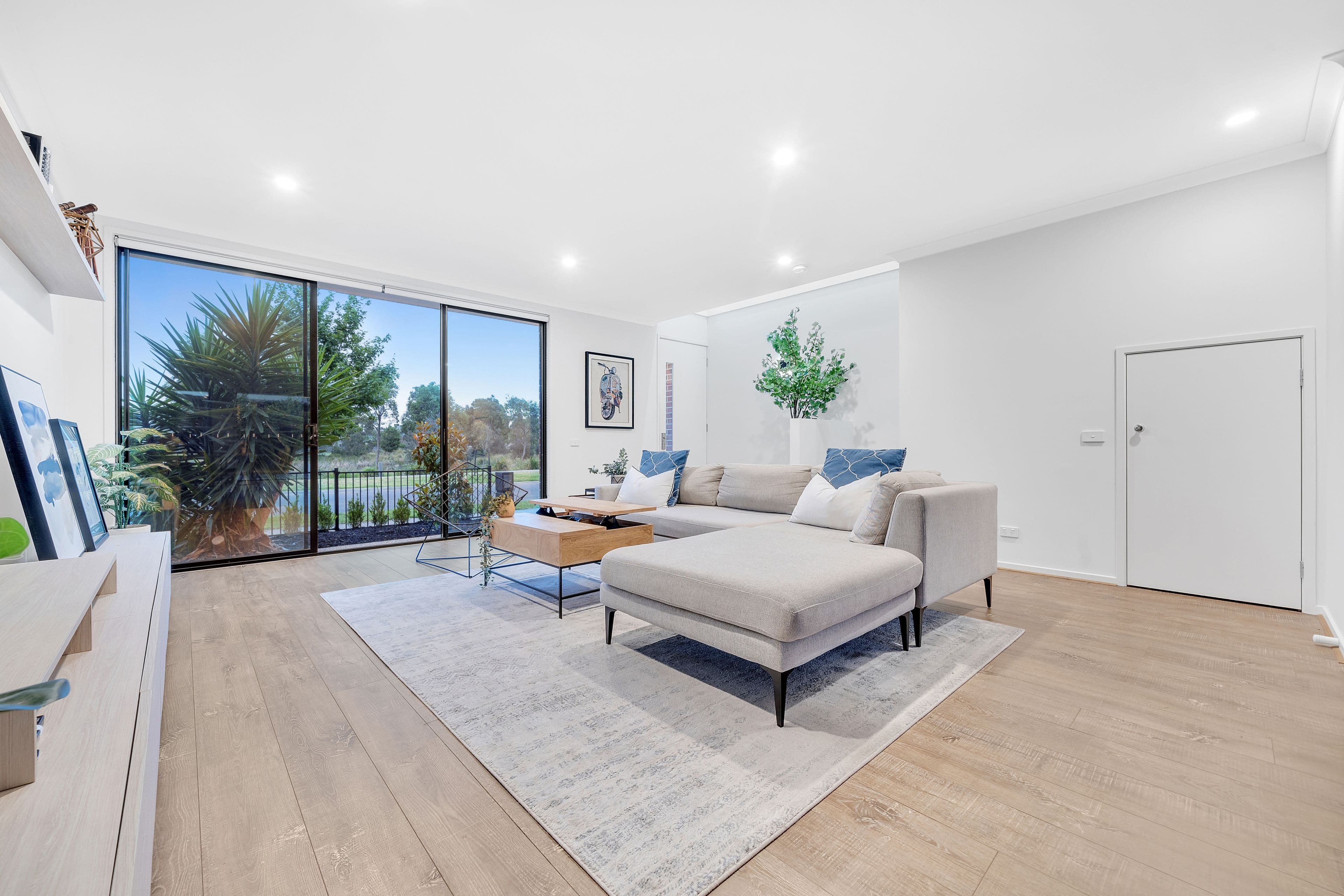 12 Parkdale Drive, Lyndhurst VIC 3975, Lyndhurst - Thumbnail 5