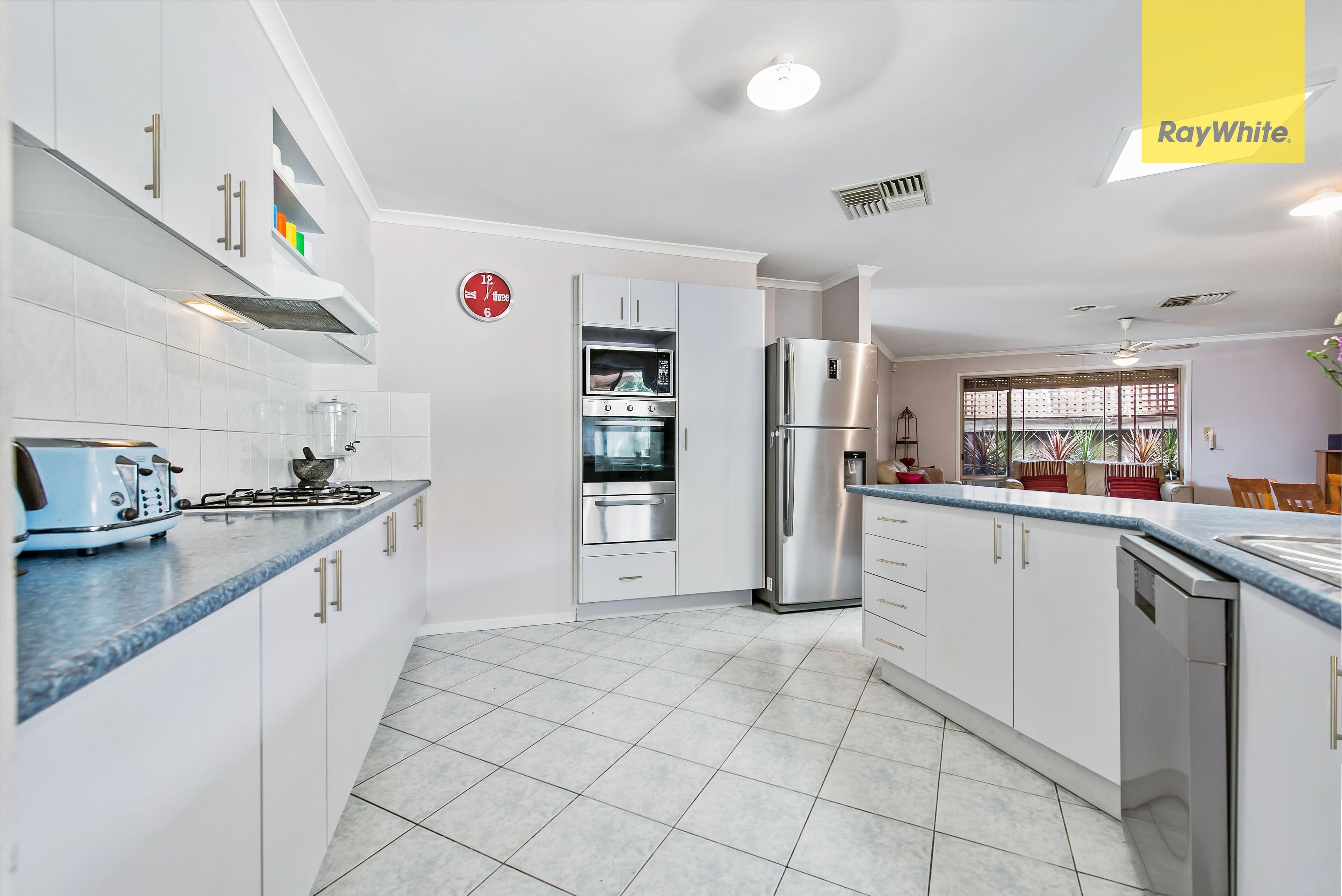 11 Ruben Drive, Sydenham VIC 3037, Sydenham - Thumbnail 5