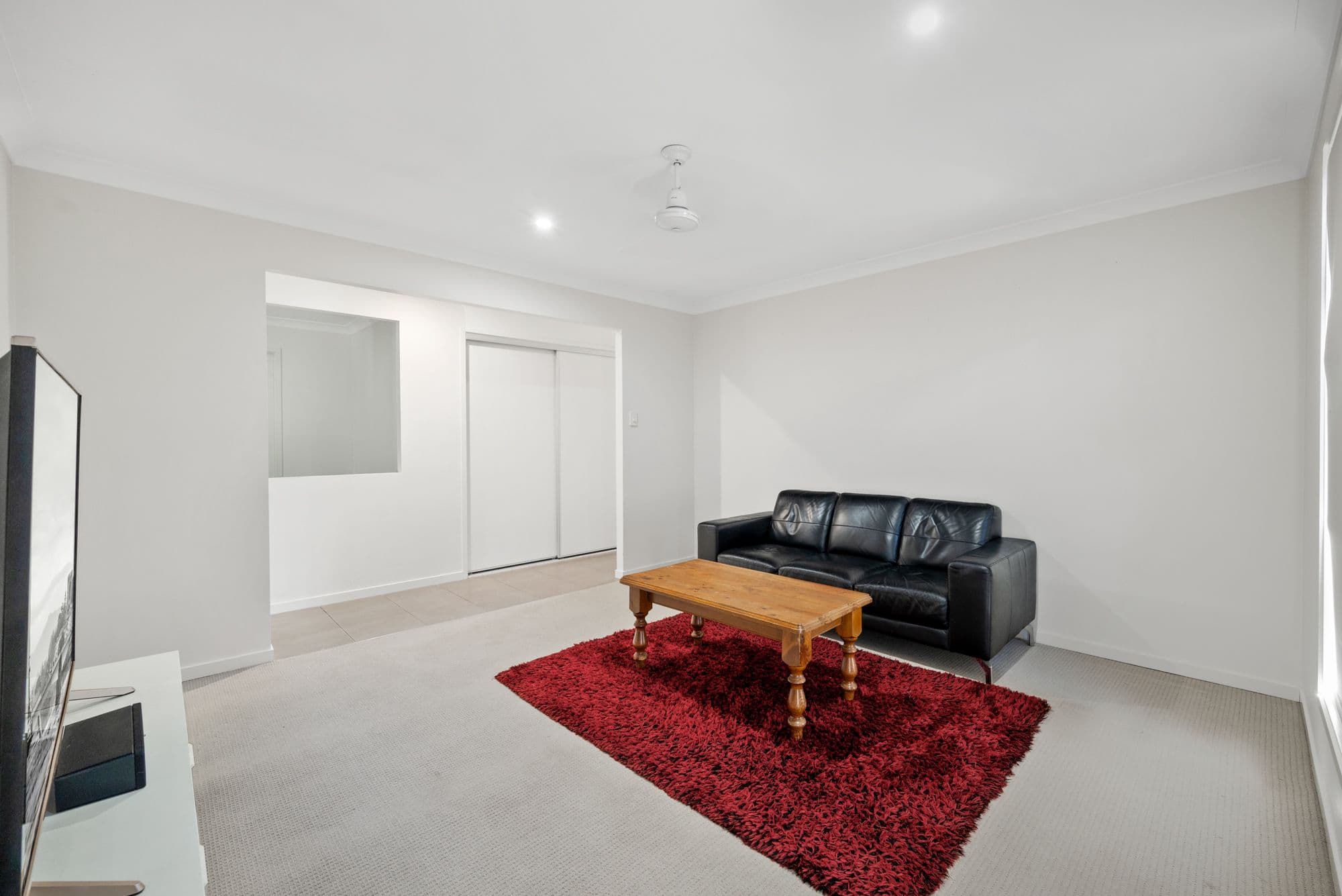 6 Sinclair Parade, JORDAN SPRINGS NSW 2747, Jordan Springs - Thumbnail 2