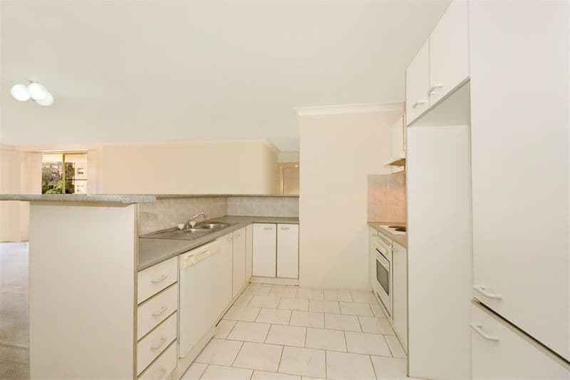 674   Princes Highway, SUTHERLAND NSW 2232, Sutherland - Thumbnail 3