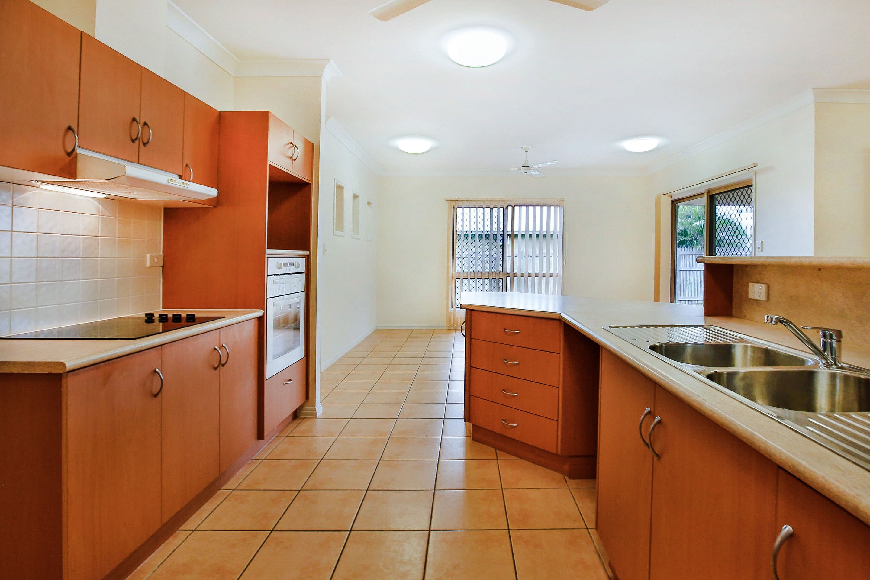 13 Cobold Court, Kirwan QLD 4817, Kirwan - Thumbnail 2