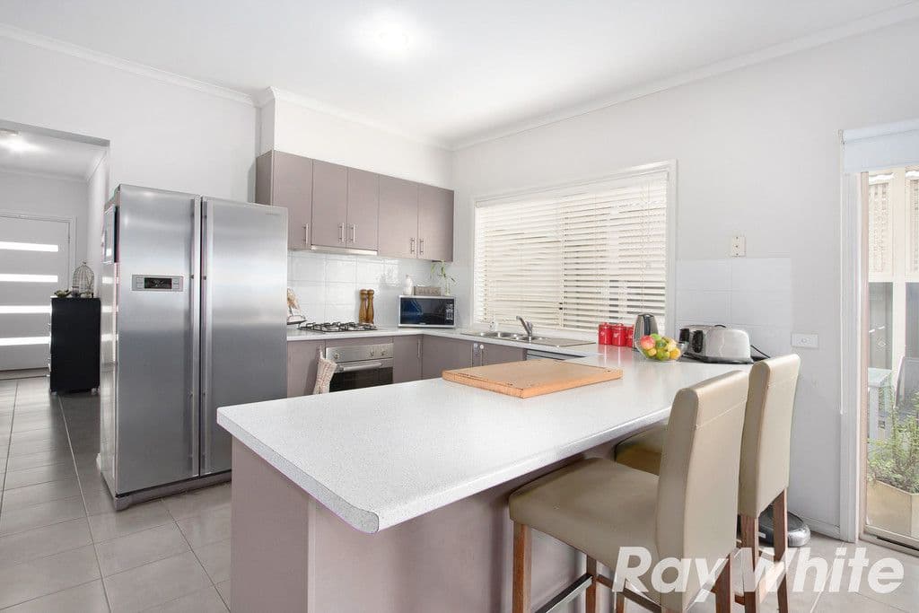 58 Sarton Link, Pakenham VIC 3810, Pakenham - Thumbnail 2