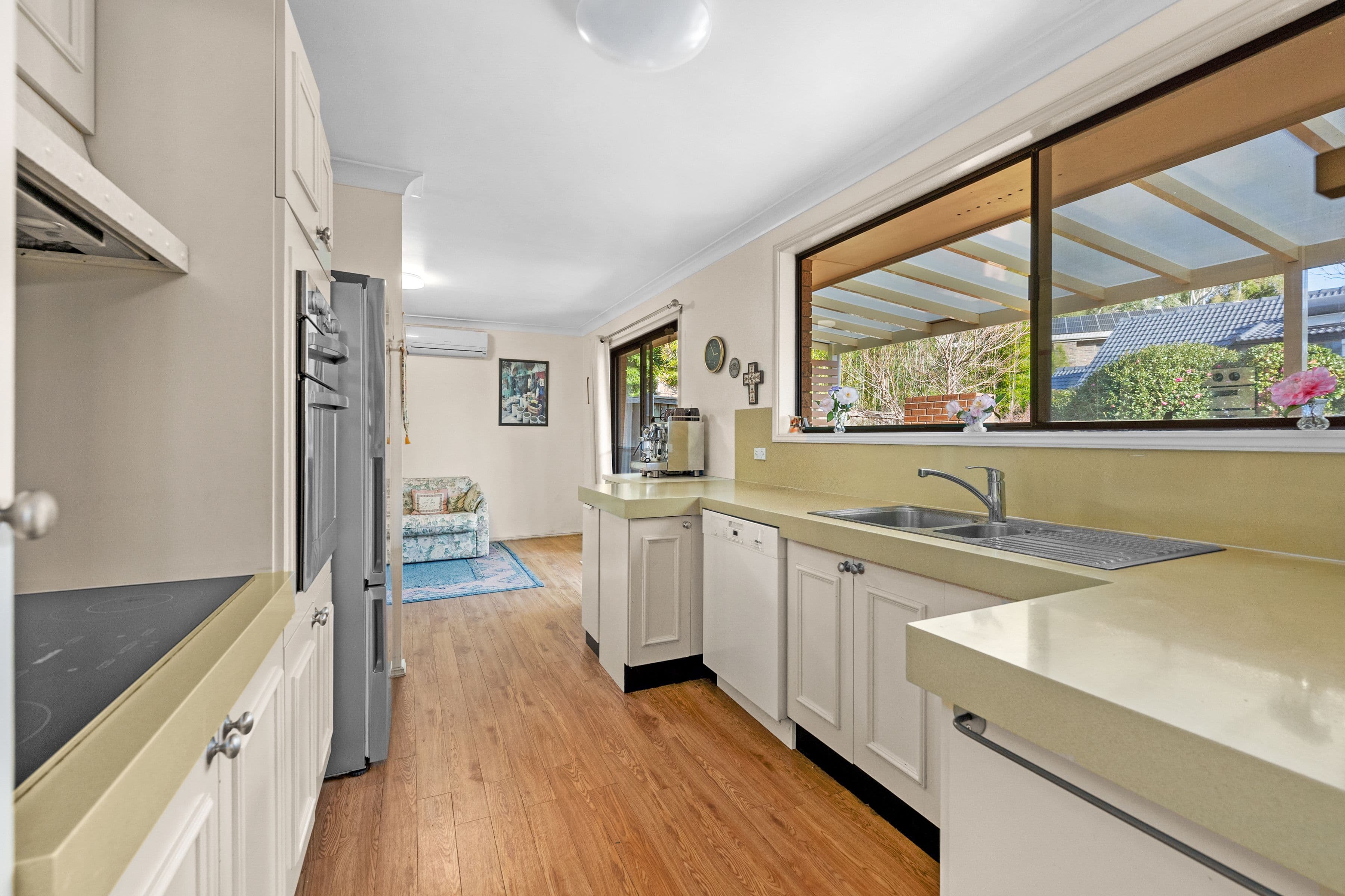 7 Burnside Place, Forest Lake, Westleigh - Thumbnail 4