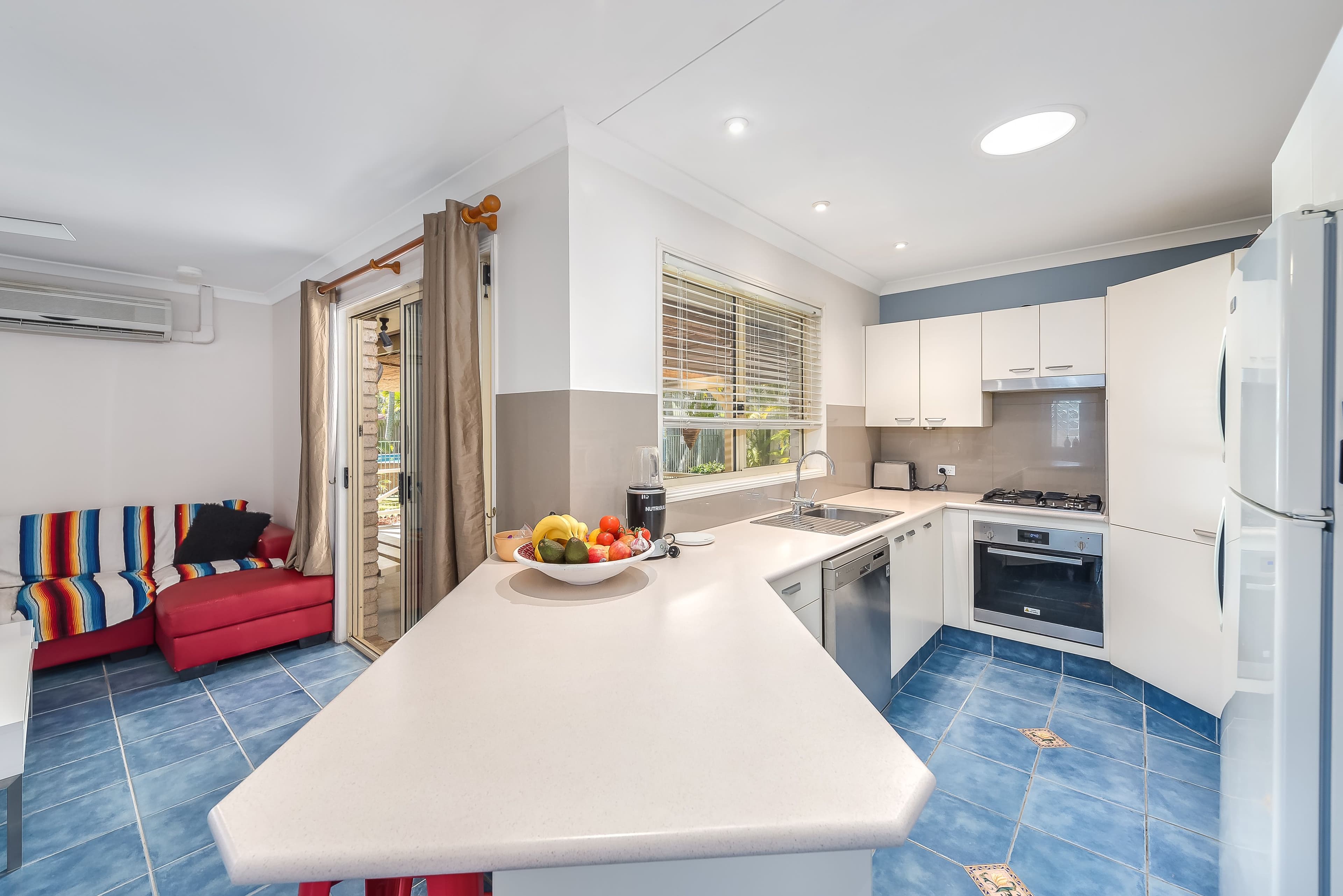 13 Weka Street, Oxenford QLD 4210, Oxenford - Thumbnail 2