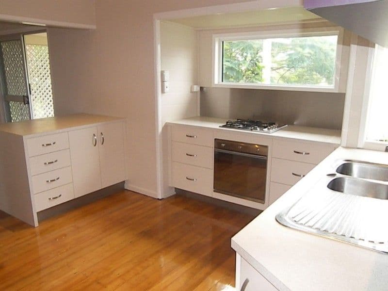10 Corbery Street, THE RANGE QLD 4700, The Range - Thumbnail 6