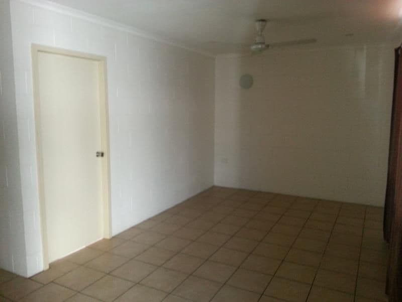 122 Aumuller, Bungalow QLD 4870, Bungalow - Thumbnail 4