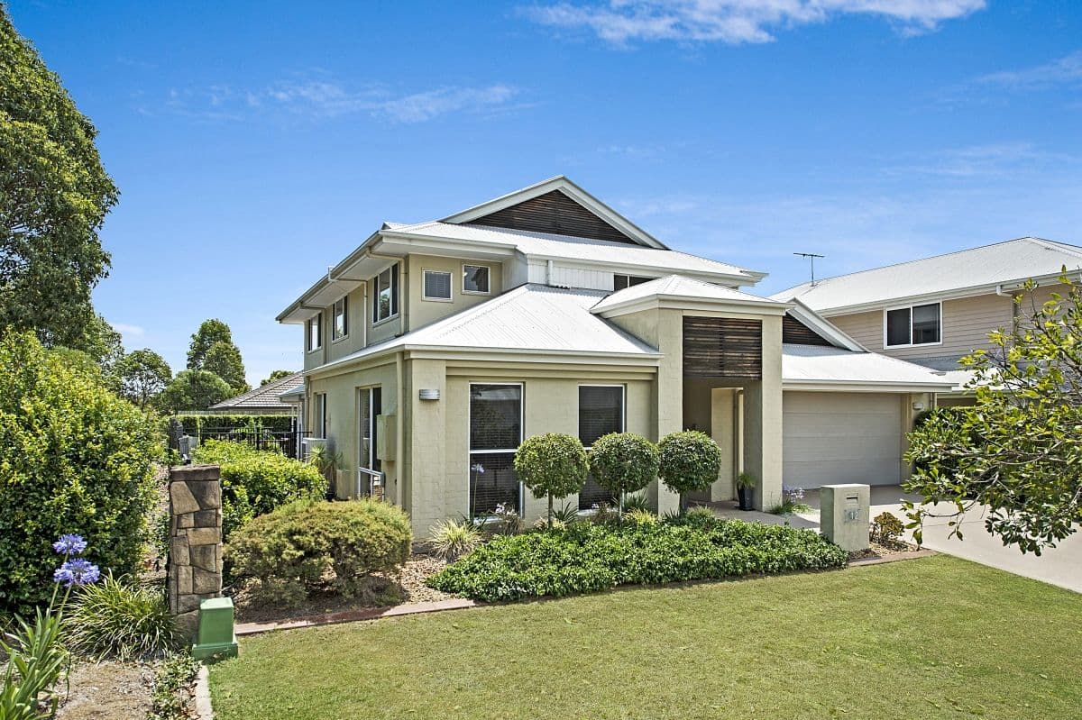 12 Silkpod Court, North Lakes QLD 4509, North Lakes - Thumbnail 2