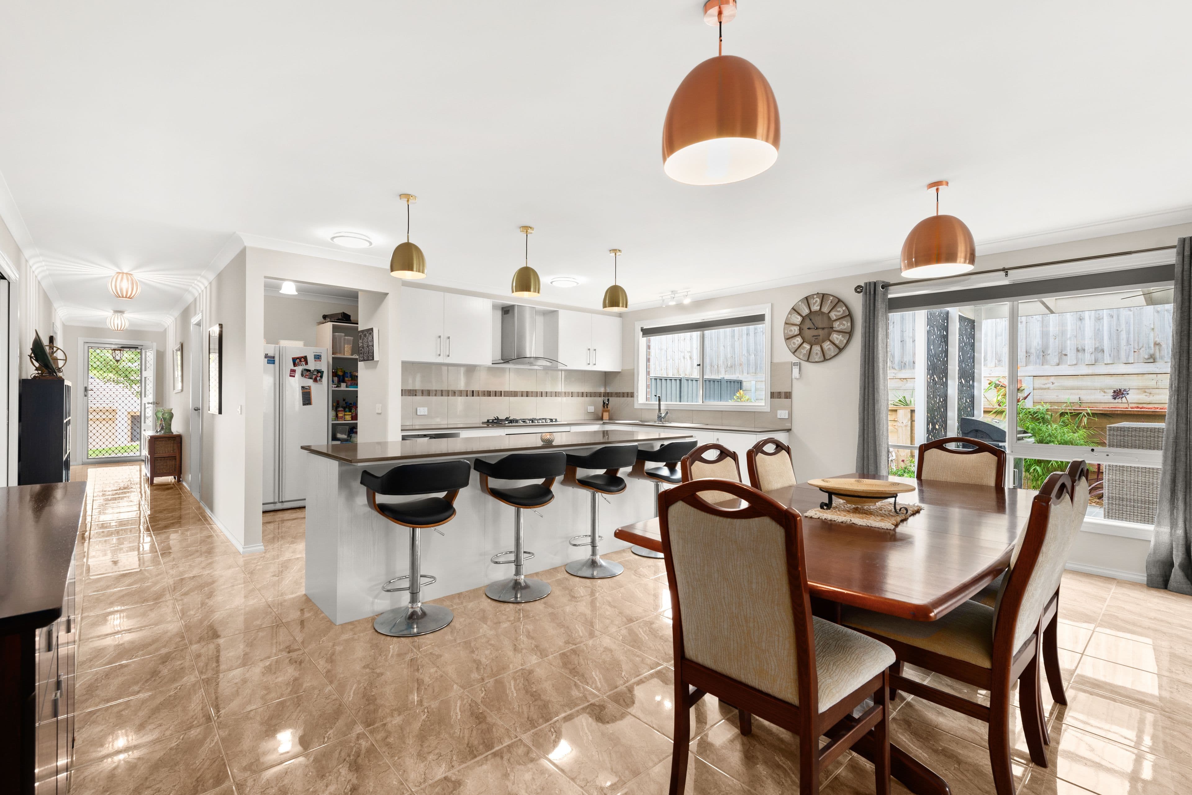 4 Appleporch Way, Drouin VIC 3818, Drouin - Thumbnail 2
