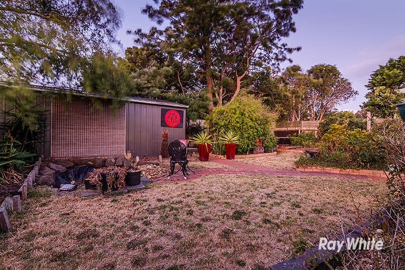 67 Courtenay Avenue, Cranbourne North VIC 3977, Cranbourne North - Thumbnail 8