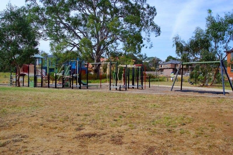 22 Hughes Circuit, BUNDOORA VIC 3083, Bundoora - Thumbnail 2