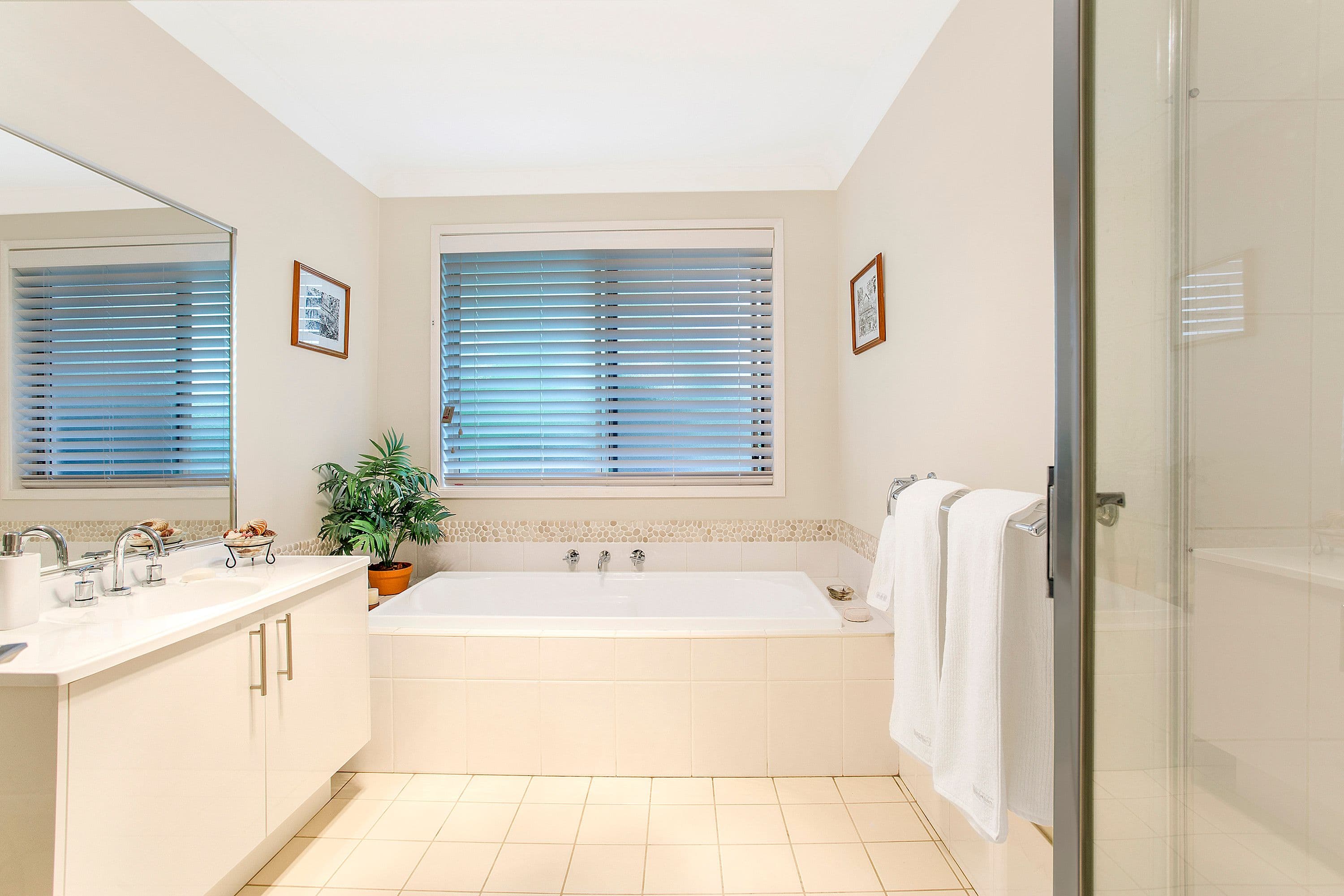 25 Bataan Circuit, Bateau Bay - Thumbnail 6