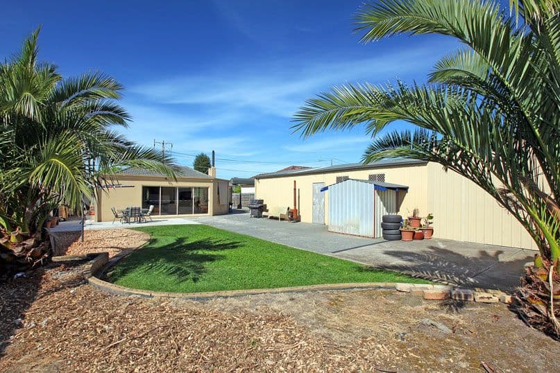 88 Rathcown Road, RESERVOIR VIC 3073, Reservoir - Thumbnail 2