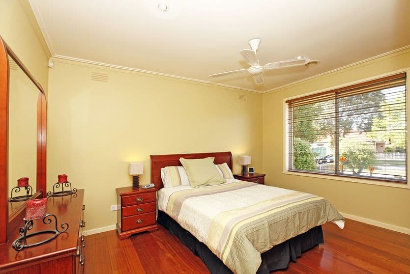 88 Rathcown Road, RESERVOIR VIC 3073, Reservoir - Thumbnail 3