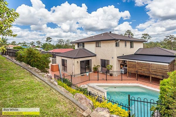 24 Hunter Cir, Petrie QLD 4502, Petrie - Thumbnail 4