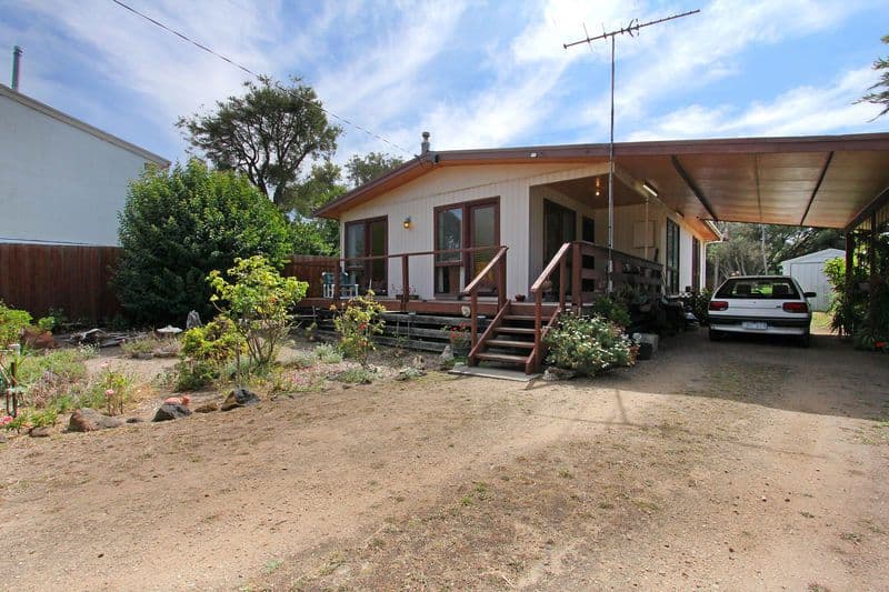 10 Topaz Street, BLAIRGOWRIE VIC 3942, Blairgowrie - Thumbnail 2