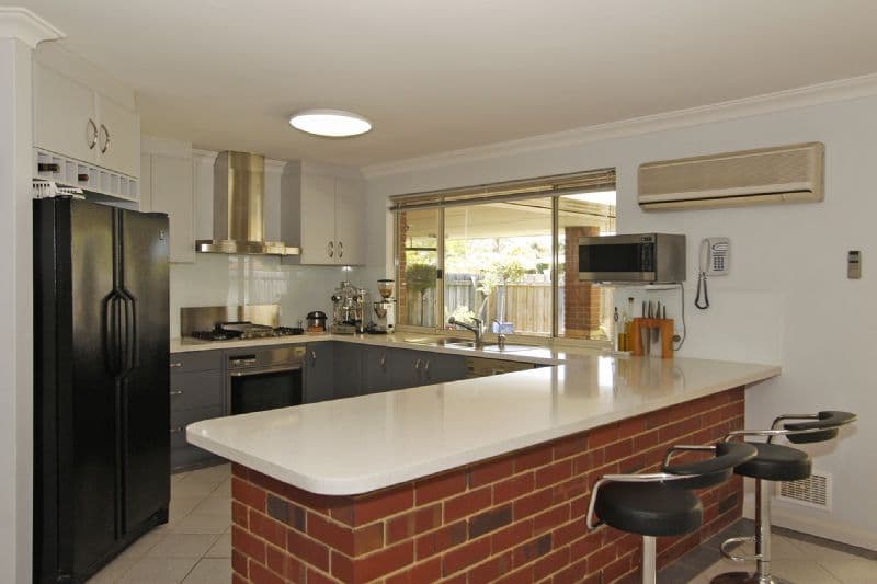 2 Aster Court, THORNLIE WA 6108, Thornlie - Thumbnail 2