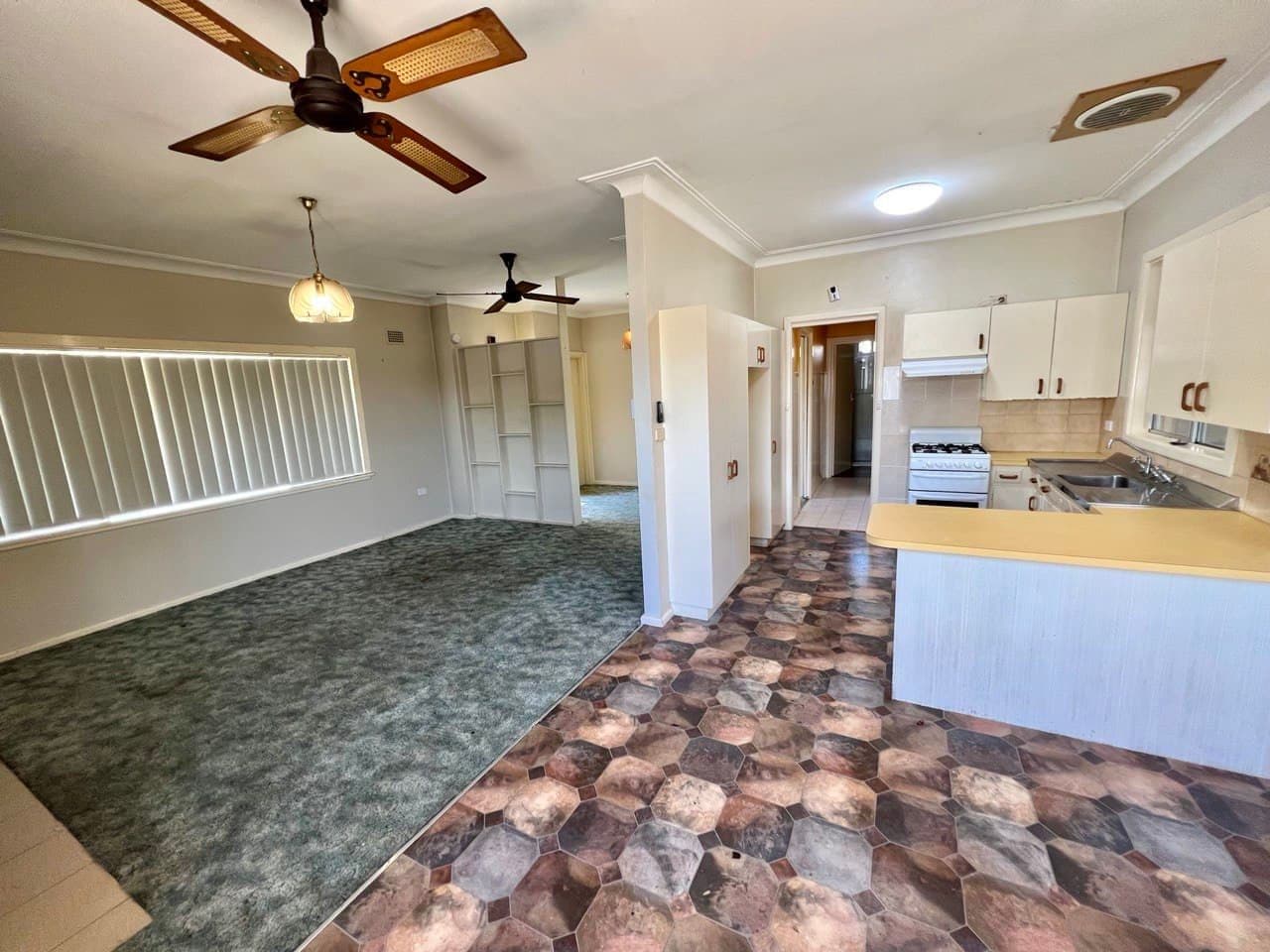 20 Middleton Street, Parkes NSW 2870, Parkes - Thumbnail 2