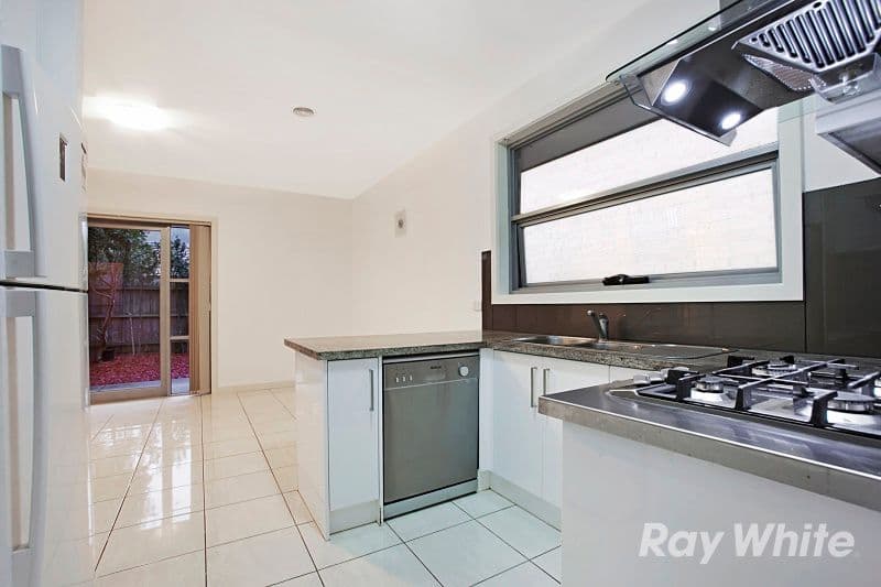 36 Highland Avenue, Oakleigh East VIC 3166, Oakleigh East - Thumbnail 5