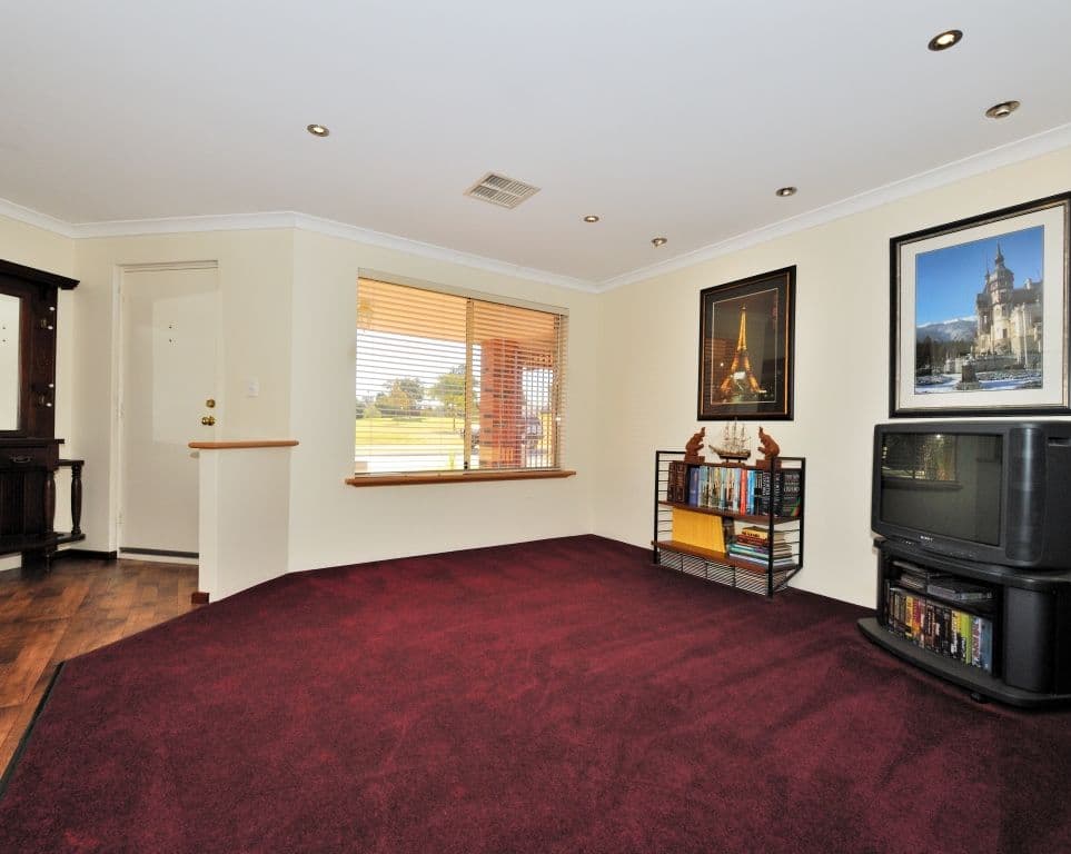 6 Brumby Avenue, HENLEY BROOK WA 6055, Henley Brook - Thumbnail 4