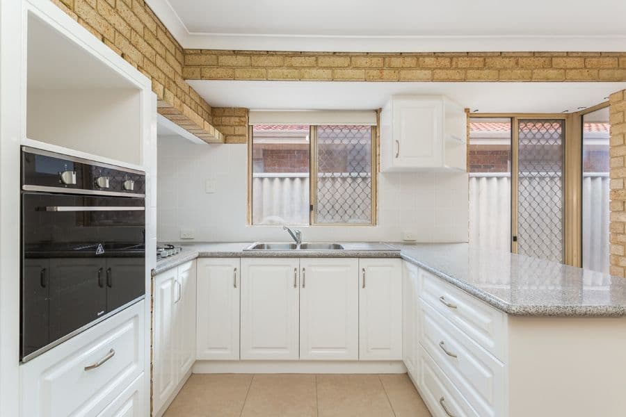 112 Amazon Drive, Beechboro WA 6063, Beechboro - Thumbnail 2